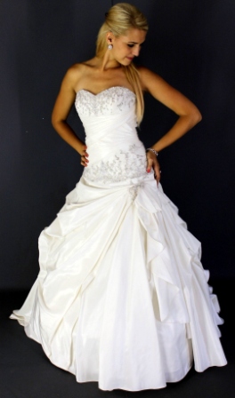 wd96ro982571-wedding-dressesgownstrourokke-