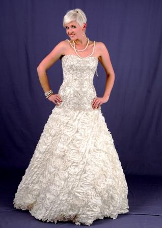 wd113ro13157-front-wedding-dressesgownstrourokke-