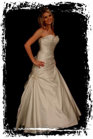 wd58y0011-wedding-dressesgownstrourokke-